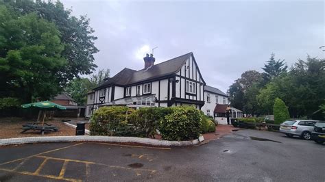 London Bridge to The Tudor Hotel, Harrow .